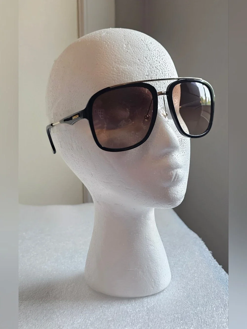 Carrera details brand